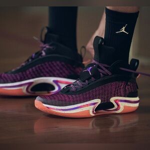 AIR JORDAN XXXVI 36 First light Black / Hyper Violet 2021